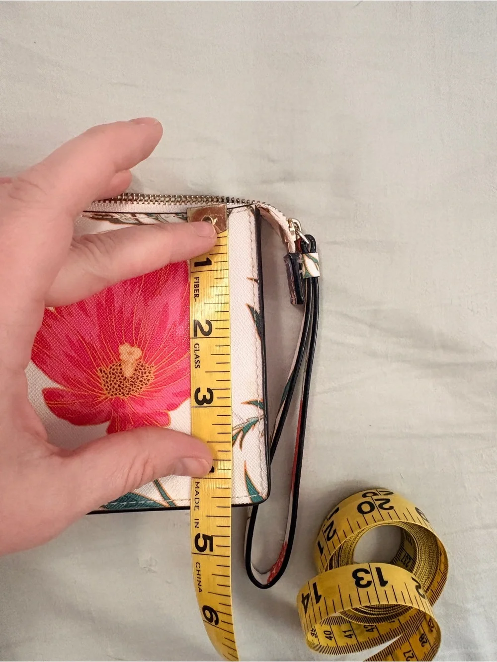 Kate Spade clutch Floral Print Wristlet Wallet - White with Pink & Blue Flowers